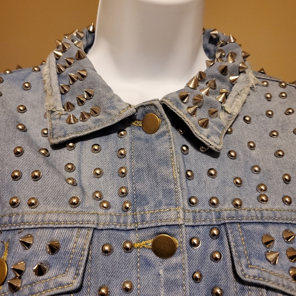 Studded Distressed Denim Jacket - Picture 4 of 8